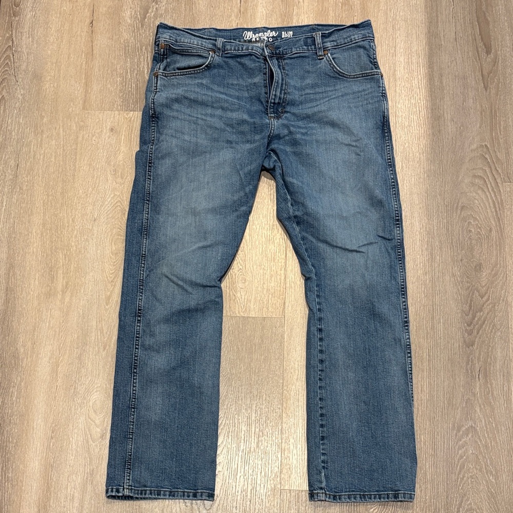 Wrangler Men's Bootcut Jeans in Classic Blue